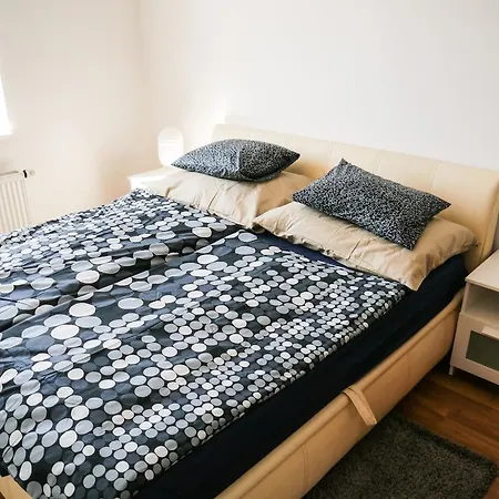 Dahlia 3* Praha